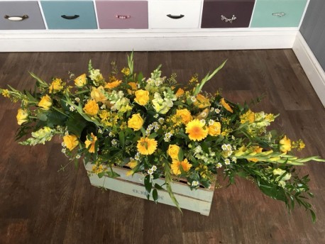 Coffin spray (shades of yellow)