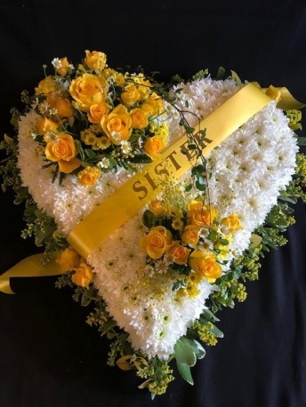 Very pretty funeral heart