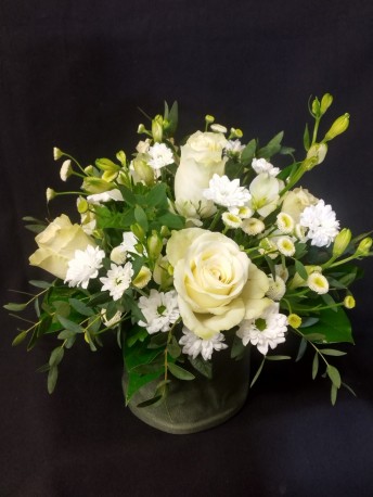 Classic arrangement (Whites)