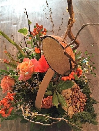 Feed the Birds(Floral Design)