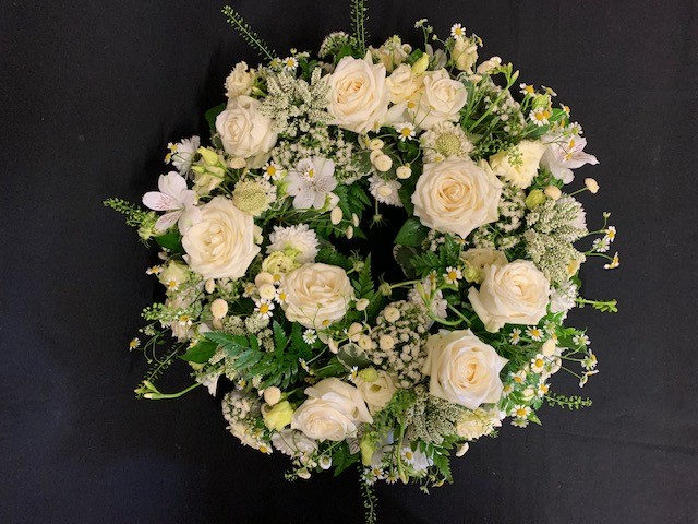 Classic Cottage Style Wreath